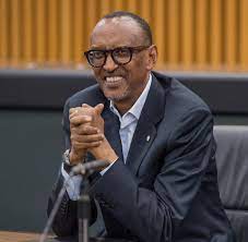 Kagame yijeje Perezida mushya wa Senegal imikoranire myiza