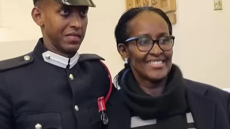 Bucura wa Perezida Kagame yarangije amasomo ya gisirikare mu Bwongereza