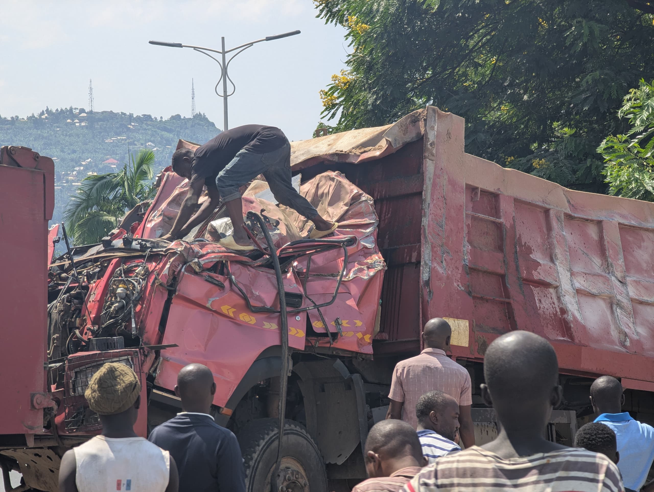 Rubavu: Ahakunze kubera impanuka habereye indi ikomeye y’ikamyo