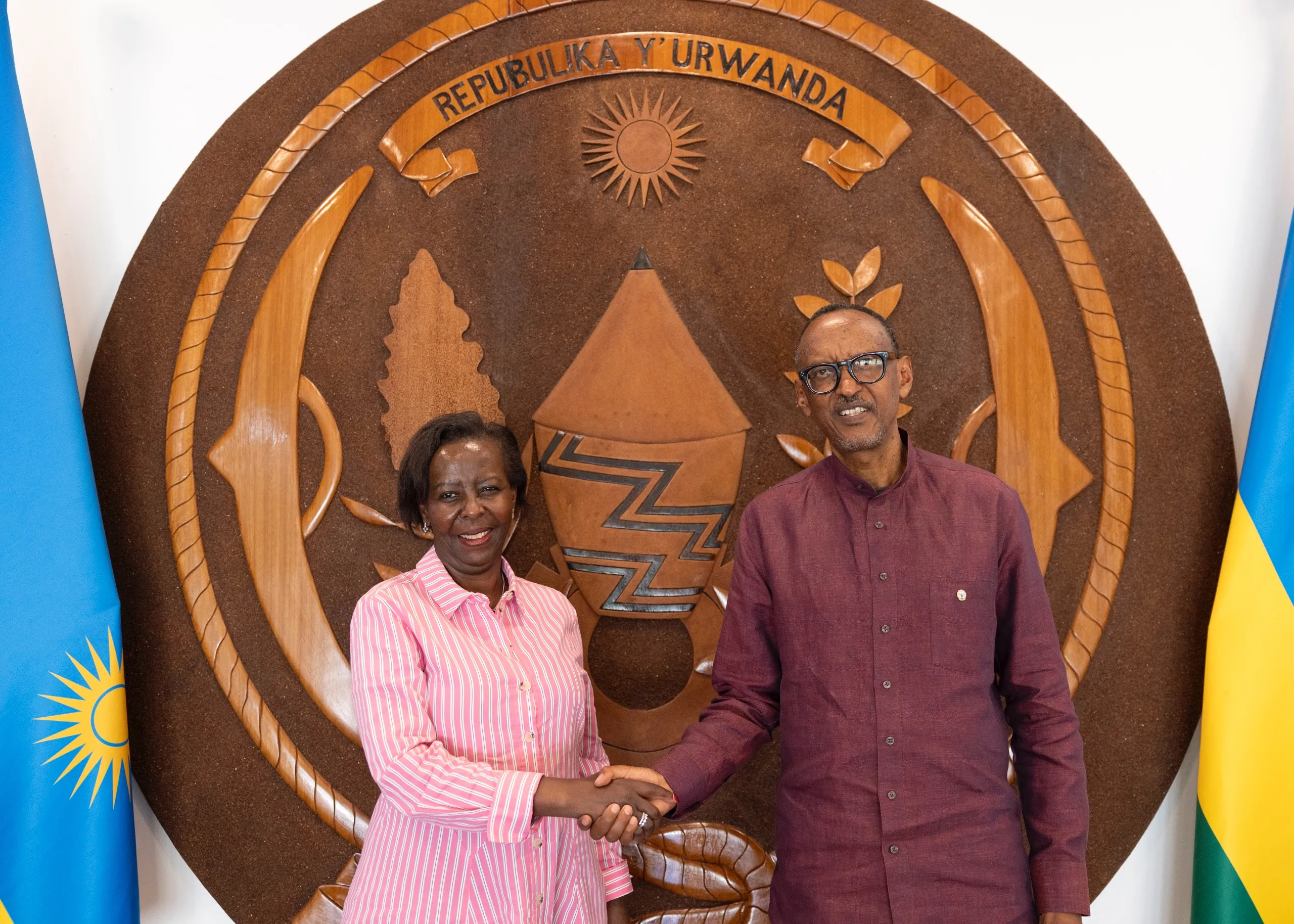 Perezida Kagame yakiriye Umunyamabanga Mukuru wa OIF ‘Louise Mushikiwabo’